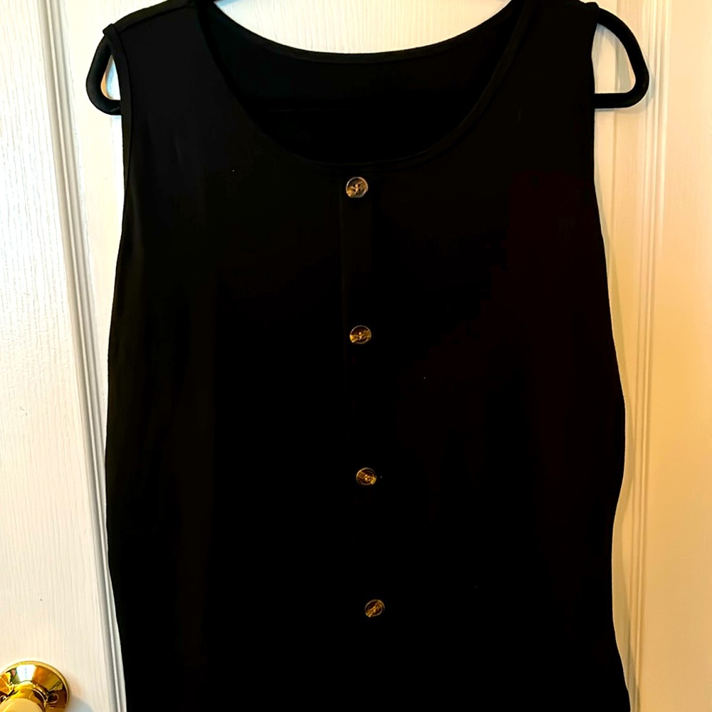 WOMANS BLACK TANK TOP WITH FAKE BUTTON DOWN FRONT SIZE 2X